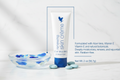 Renewing Skin Crème Background
